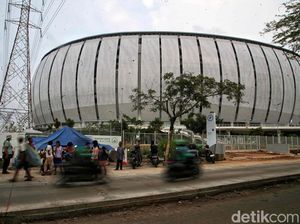 Warga Kampung Bayam Diminta Bongkar Tenda Dekat JIS sampai Jumat Ini