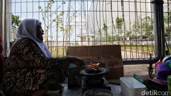 Mereka yang Bertahan untuk Masuk ke Kampung Susun Bayam
