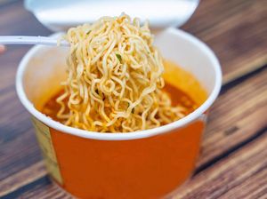 4 Tipe Kepribadian Sesuai Rasa Mie Instan Favorit, Kamu Tipe Mana?