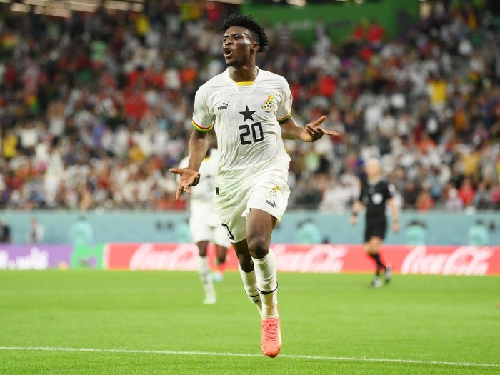 AL RAYYAN, QATAR - NOVEMBER 28: Mohammed Kudus of Ghana celebrates after scoring their teams third goal during the FIFA World Cup Qatar 2022 Group H match between Korea Republic and Ghana at Education City Stadium on November 28, 2022 in Al Rayyan, Qatar. (Photo by David Ramos - FIFA/FIFA via Getty Images)