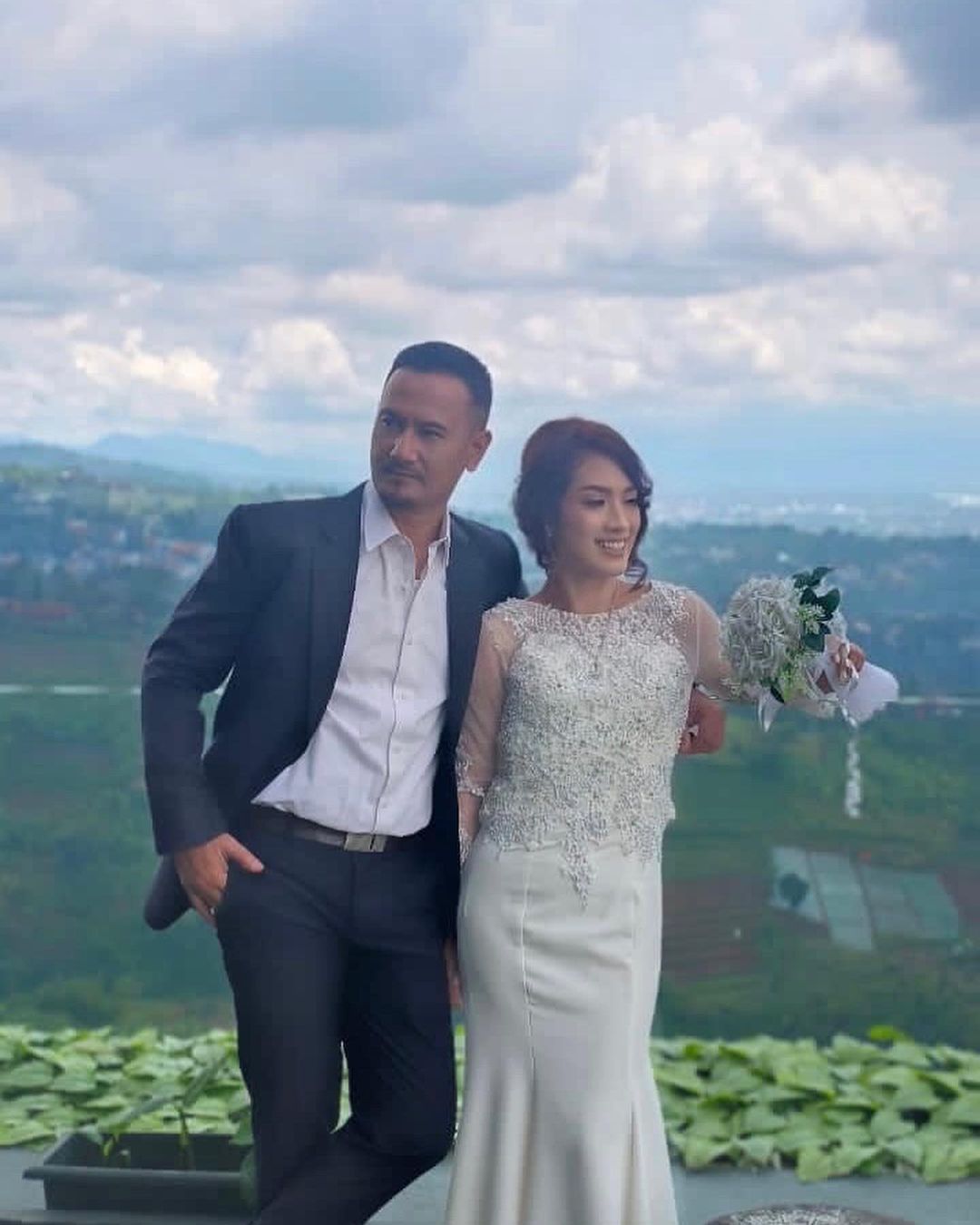 Mudjie Massaid dan Lucyana