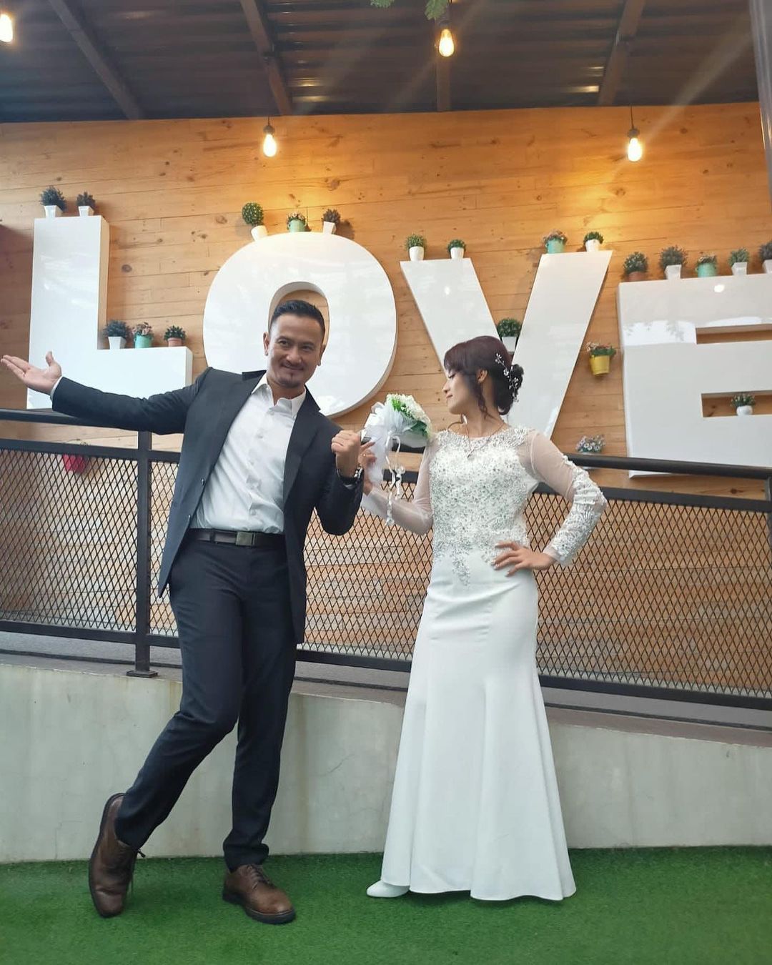 Mudjie Massaid dan Lucyana