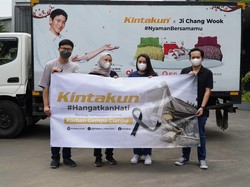 Bantuan Ratusan Selimut dan Bantal Disalurkan untuk Korban Gempa Cianjur