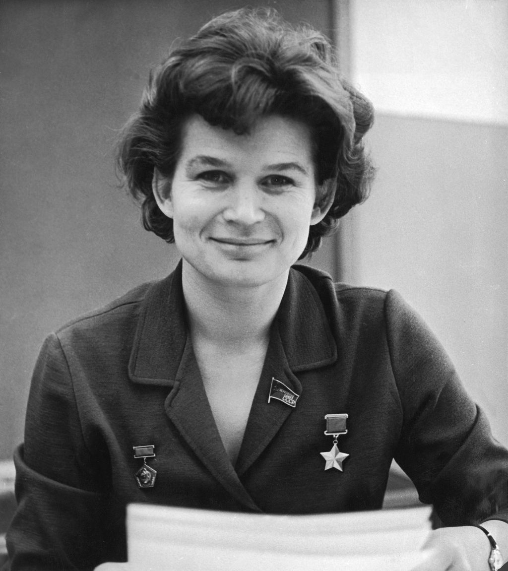 Mengenal Valentina Tereshkova, Perempuan Pertama yang Melakukan ...
