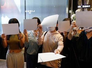 Warga China Demo dengan Kertas Kosong, Apa Maksudnya? Warga China Demo dengan Kertas Kosong, Apa Maksudnya?