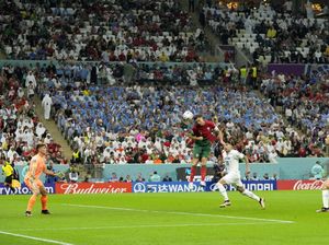 Momen Ronaldo Selebrasi Ngaku-ngaku Cetak Gol ke Gawang Uruguay Momen Ronaldo Selebrasi Ngaku-ngaku Cetak Gol ke Gawang Uruguay