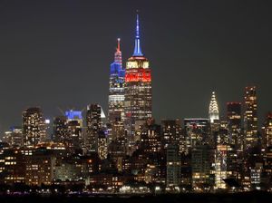 Gedung Empire State Rayakan Kemenangan Timnas AS di Piala Dunia