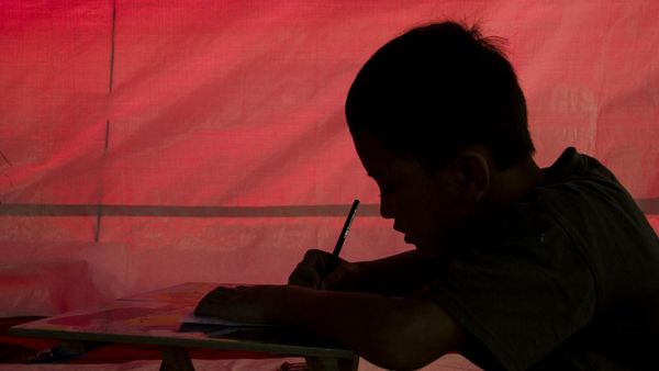 Anak-anak Korban Gempa Cianjur Mulai Kembali Belajar