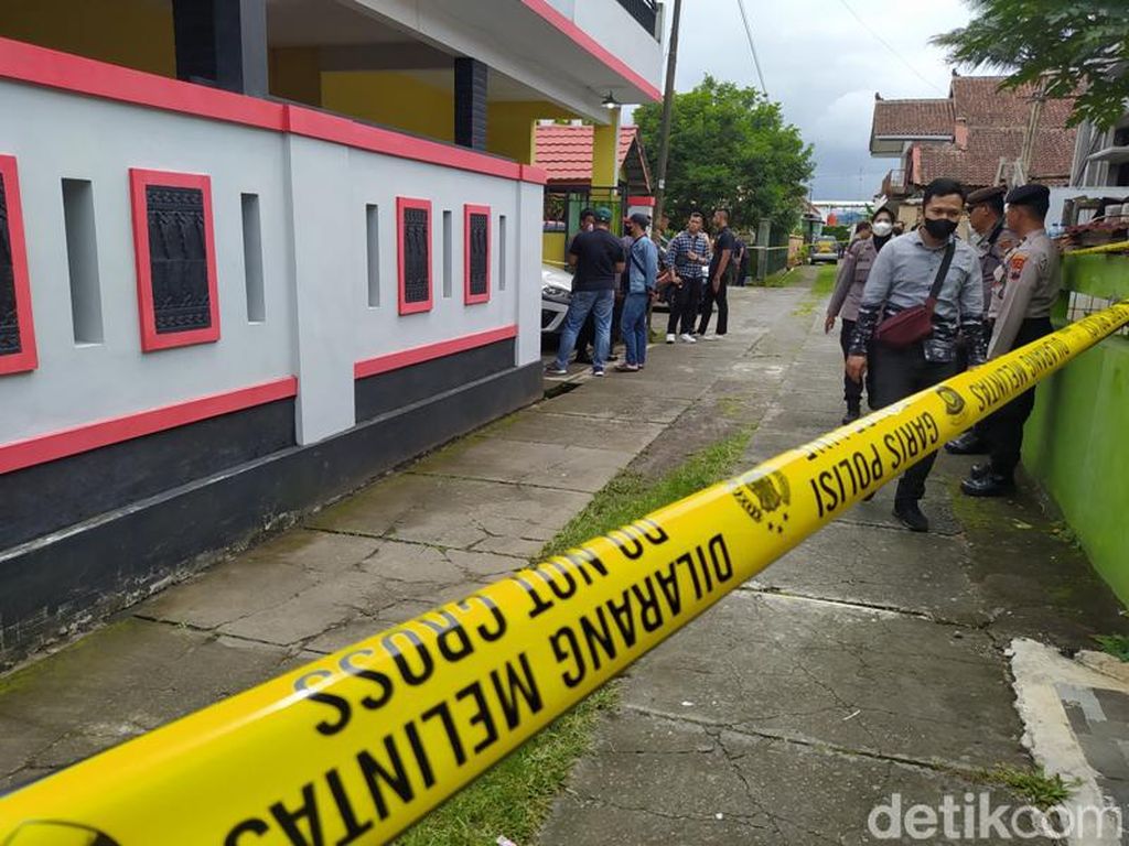 Geger Pembunuhan Keluarga di Magelang, Ini Gejala-Dampak Keracunan Arsenik Geger Pembunuhan Keluarga di Magelang, Ini Gejala-Dampak Keracunan Arsenik