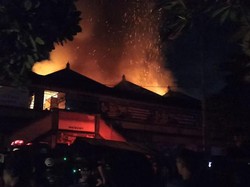 Sederet Fakta Kebakaran Pasar Mengwi yang Hanguskan 56 Kios Pedagang