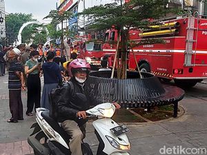 Sampah Terbakar di Dalem Kaum Bandung Bikin Heboh