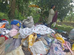 Penampakan Tumpukan Baju di Pengungsian Korban Gempa Cianjur