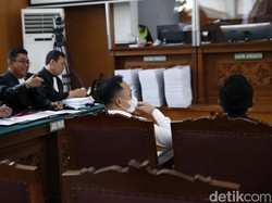 Hakim ke Ricky: Saya Tahu Kapan Kamu Bohong Kapan Nggak