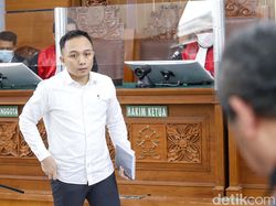 Jaksa Cecar soal Tujuan Berpaling Saat Yosua Ditembak, Ricky Balik Bertanya