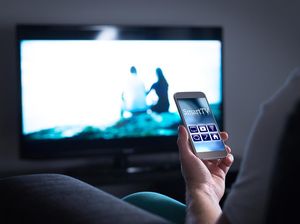 Studi: Mengurangi Penggunaan Smartphone Bisa Menyehatkan Mental