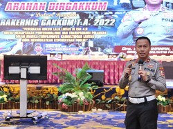 Korlantas Polri Sosialisasikan Alat Tes Alkohol & Narkoba