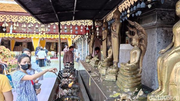 Keberhasilan Kuil Thailand Tarik Turis Asing