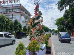 Gibran Pasang Badan Jika Dekorasi Natal di Jalan-Balkot Solo Diprotes