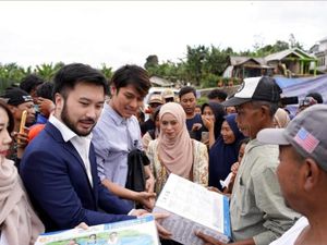 Pakai Helikopter Rizky Billar-Lesti Kejora Temui Korban Gempa Cianjur