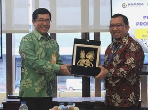 Mobil Listrik untuk Nasabah Terpilih