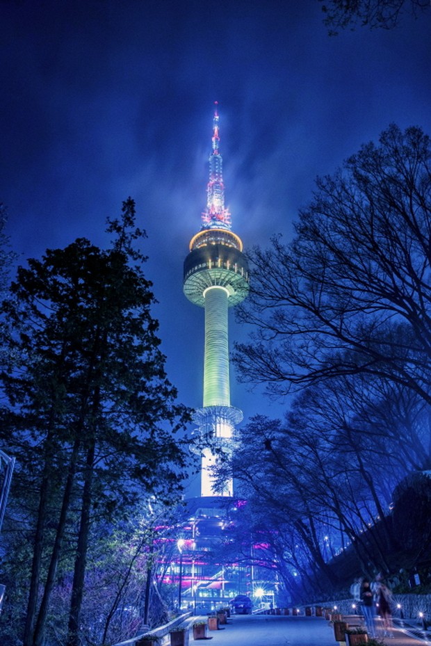 Pemandangan namsan tower dari kejauhan.