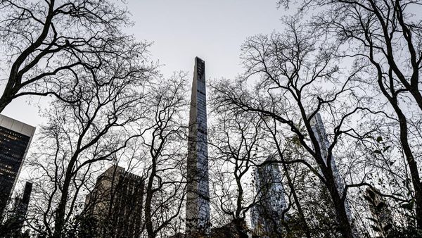 Penampakan Menara Steinway, Gedung Tertipis di Dunia