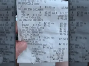 Duh! Gegara Kasir Salah Kode, Pelanggan Ini Bayar Timun Rp 15,7 Juta Duh! Gegara Kasir Salah Kode, Pelanggan Ini Bayar Timun Rp 15,7 Juta