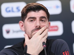 Courtois Sindir Barcelona: Mereka Cuma Main Seminggu Sekali