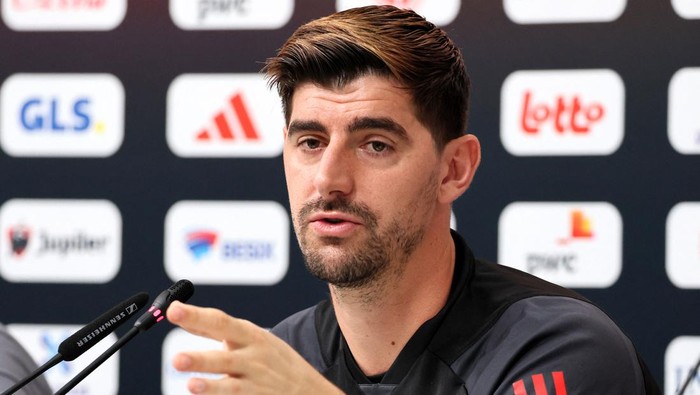 Belgiums goalkeeper #01 Thibaut Courtois attends a press conference at Salwa Beach, southwest of Doha on November 29, 2022, during the Qatar 2022 World Cup football tournament. (Photo by JACK GUEZ / AFP) (Photo by JACK GUEZ/AFP via Getty Images)
