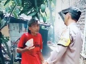 Tukang Becak di Madiun Tolak BLT BBM, Alasannya Mengejutkan Tukang Becak di Madiun Tolak BLT BBM, Alasannya Mengejutkan