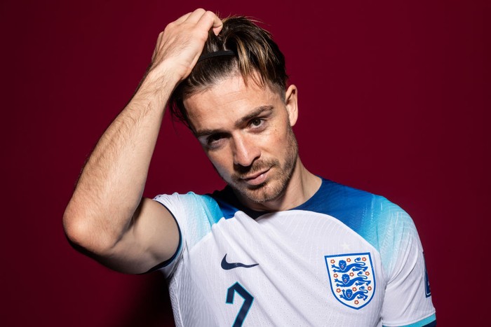 10 Pemain yang Curi Perhatian di 16 Besar Piala Dunia DOHA, QATAR - NOVEMBER 16: Jack Grealish of England poses during the official FIFA World Cup Qatar 2022 portrait session on November 16, 2022 in Doha, Qatar. (Photo by Mike Hewitt - FIFA/FIFA via Getty Images)