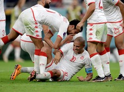 Tiga poin pertama Tunisia tidak cukup mengantarkan mereka melaju ke babak gugur, karena Australia di saat bersamaan juga menang 1-0 atas Denmark.