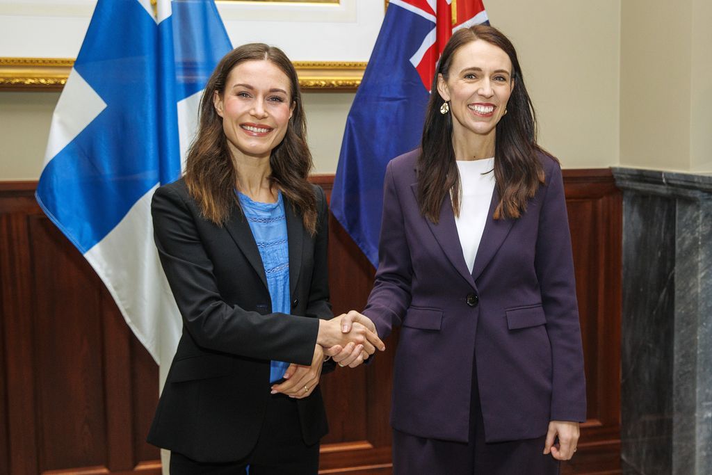 AUCKLAND, NEW ZEALAND - NOVEMBER 30: (L-R) Finnish Prime Minister Sanna Marin and New Zealand Prime Minster Jacinda Ardern pose for a portrait at Government House on November 30, 2022 in Auckland, New Zealand. Marin is in New Zealand for a three-day visit, which comes after Ardern's government signed a free trade agreement with the European Union. (Photo by Dave Rowland/Getty Images)