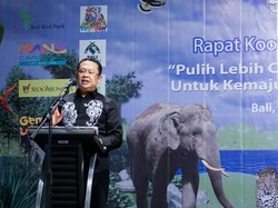 Bamsoet Dorong Adanya Peningkatan Kualitas Kebun Binatang