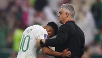 Arab Saudi juga tersingkir setelah hanya mengumpulkan poin 3 dari tiga laga.