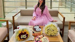 Keseruan Jeniver Challita, saat Nonton Pildun sembari Kulineran