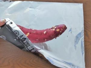 Keren! Aluminium Foil Ini Dirancang Maksimal untuk Memanggang Ubi Keren! Aluminium Foil Ini Dirancang Maksimal untuk Memanggang Ubi
