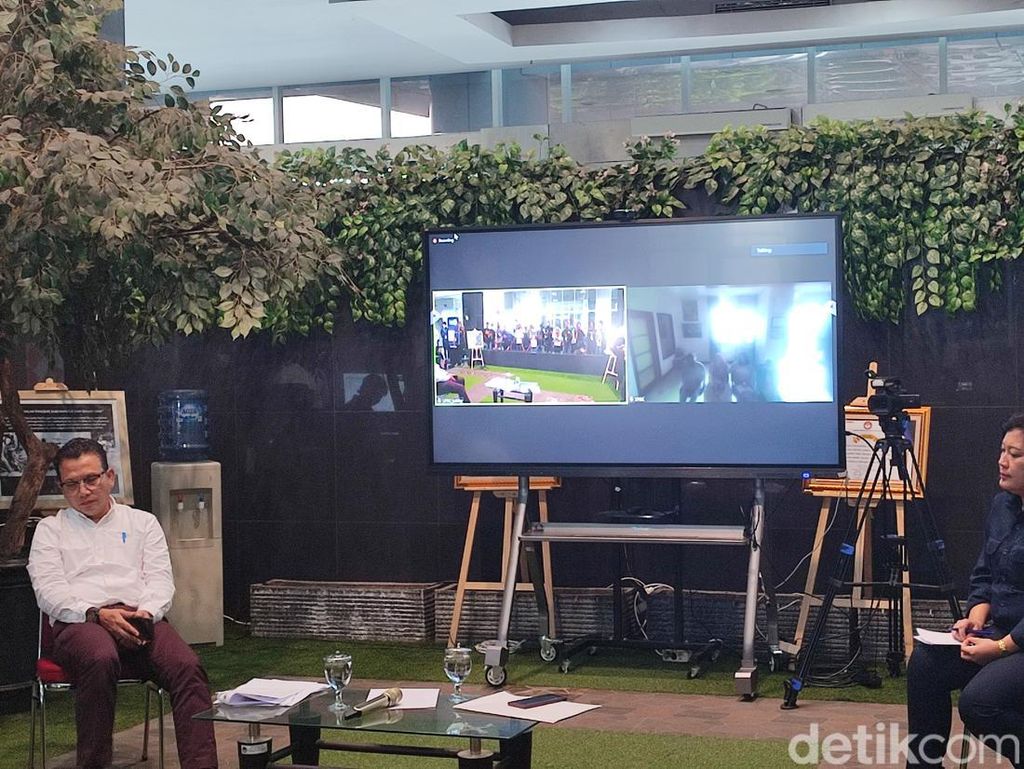 Korban Kecewa Mas Bechi Divonis 7 Tahun: Hukuman yang Tak Adil Korban Kecewa Mas Bechi Divonis 7 Tahun: Hukuman yang Tak Adil