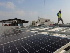 Pengin Pasang PLTS Atap biar Rumah Hemat Listrik, di Mana Carinya?