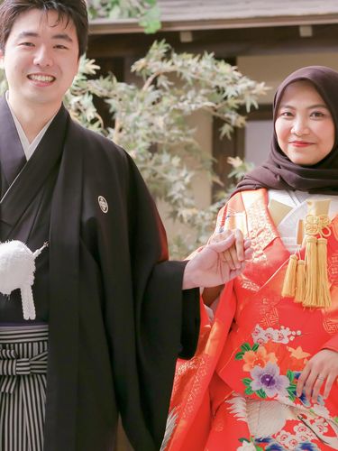 Pasangan beda negara viral, Claudia dan Wataru Okuzumi, booming  di media sosial.