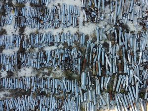 Potret Sampah Rudal Rusia yang Dikumpulkan di Kharkiv