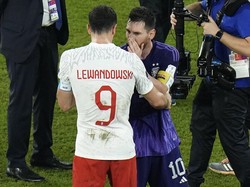 Lewandowski Impikan Main Bareng Messi di Barcelona