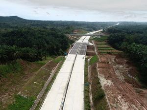 Tak Sesuai Target Jokowi, Trans Sumatera Baru Sampai Jambi di 2024