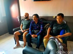 Penampakan Stefan Durina Buron Interpol Saat Ditangkap di Vila Bali