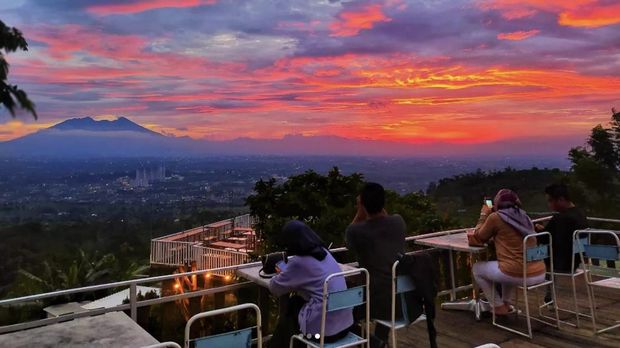 Taman Fathan Hambalang Bogor