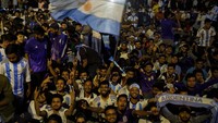 Sebagian besar dari mereka merupakan penggemar Argentina.