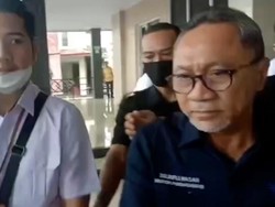 Zulhas Kabur Dari Wartawan Saat Ditanya soal Titip Keponakan di Unila
