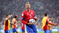 Gol tersebut membuat Kosta Rika termotivasi. Menit ke-70, Jerman kembali kebobolan. Lewat kemelut yang tercipta di kotak penalti Jerman dari situasi tendangan bebas, Juan Pablo Vargas berhasil mengirim bola masuk ke gawang Neuer.