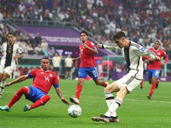 Namun Jerman tetap pantang menyerah. Menit ke-73, Kai Havertz sukses menyamakan skor. Memanfaatkan through pass Niclas Fullkrug, Havertz lolos dari jebakan offside untuk menaklukkan Navas dalam situasi satu lawan satu.