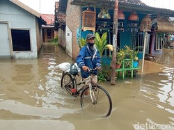 Banjir di Juwana Pati, Warga Evakuasi Perabot